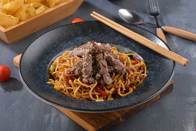 Sebzeli Noodle